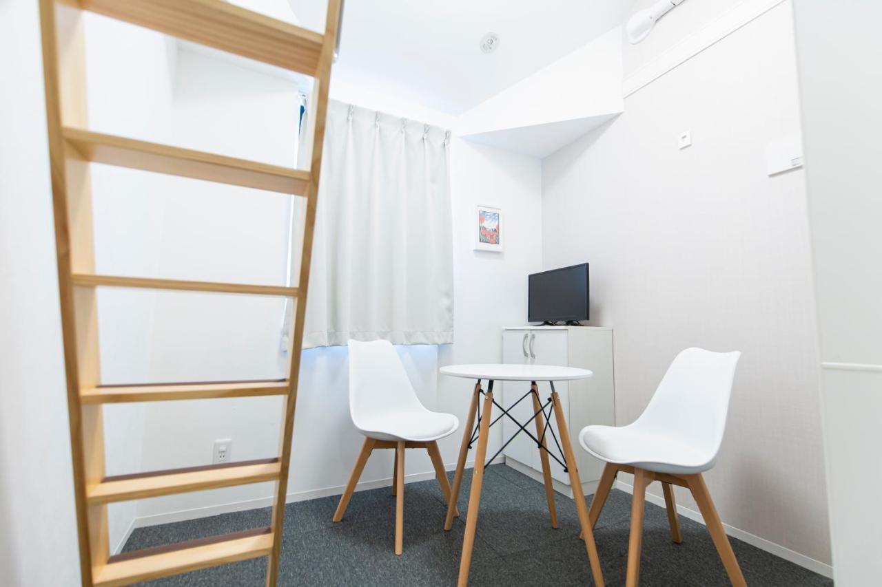 Glou Higashi Shinjuku Hotell Tokyo prefektur Exteriör bild