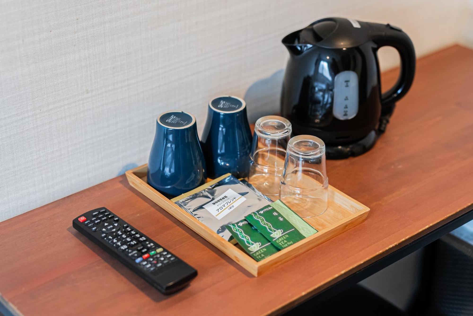 Glou Higashi Shinjuku Hotell Tokyo prefektur Exteriör bild